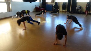 Ciutat i escola.Taller Brodas Bros. Guia en el Medi Natural i de Temps de Lleure