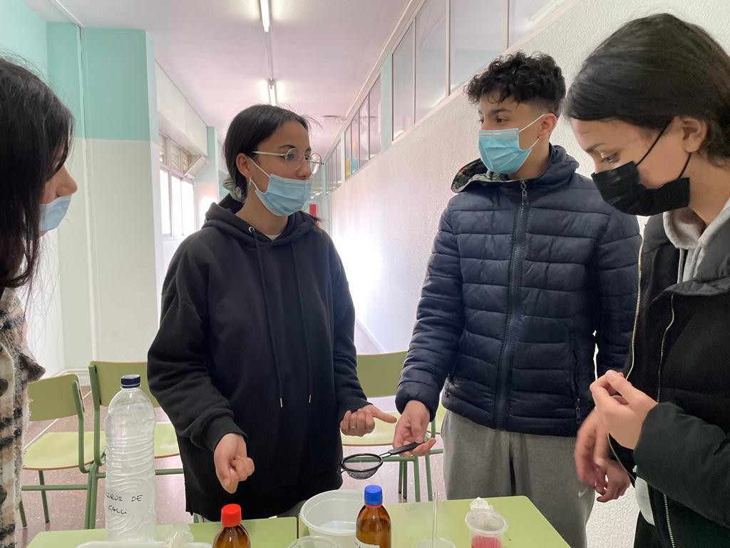 Descobrint la nanotecnologia amb 1r Batxillerat_25