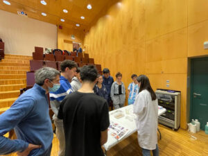 4 1r de Batxillerat Festival 10 a la menos 9