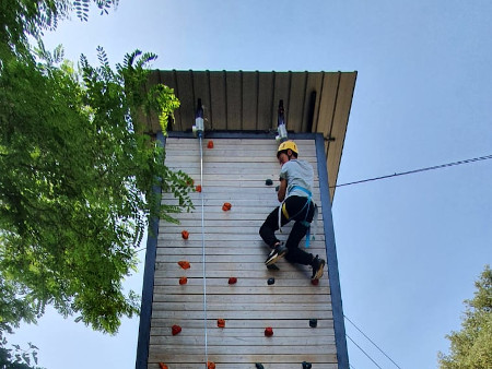 Colònies 2n ESO i IFE curs 2021-22_portada