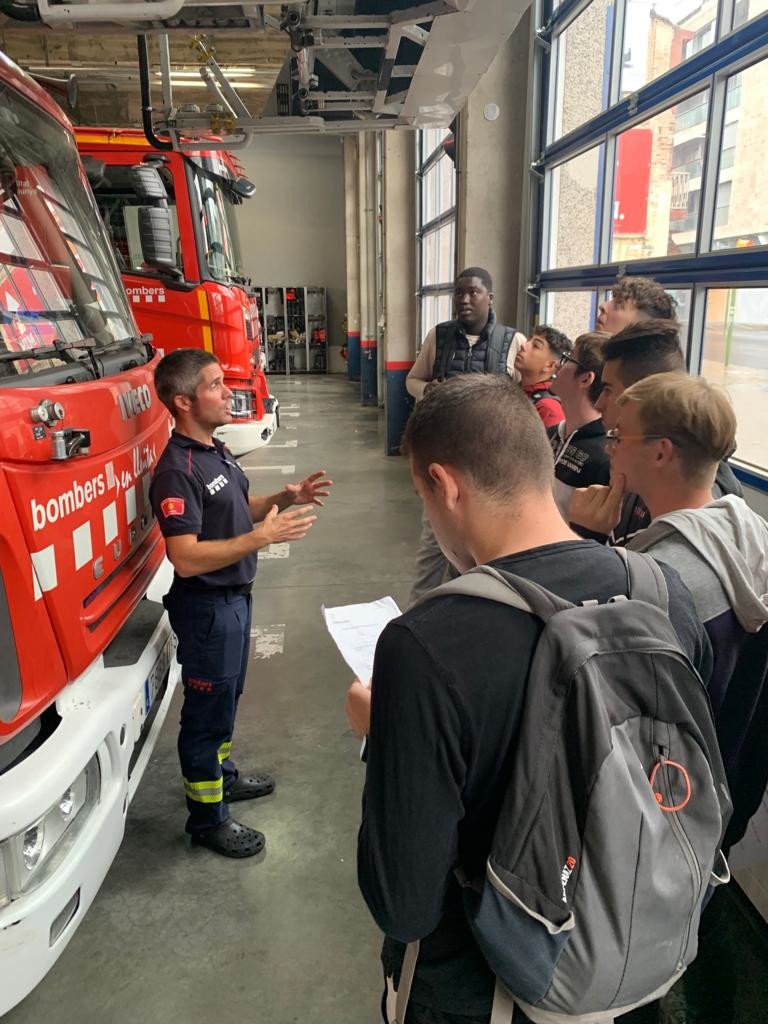 IFE visita els Bombers de Sabadell 2