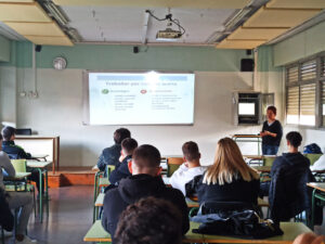 Noticia xerrada emprenedoria web i xarxes Comerç