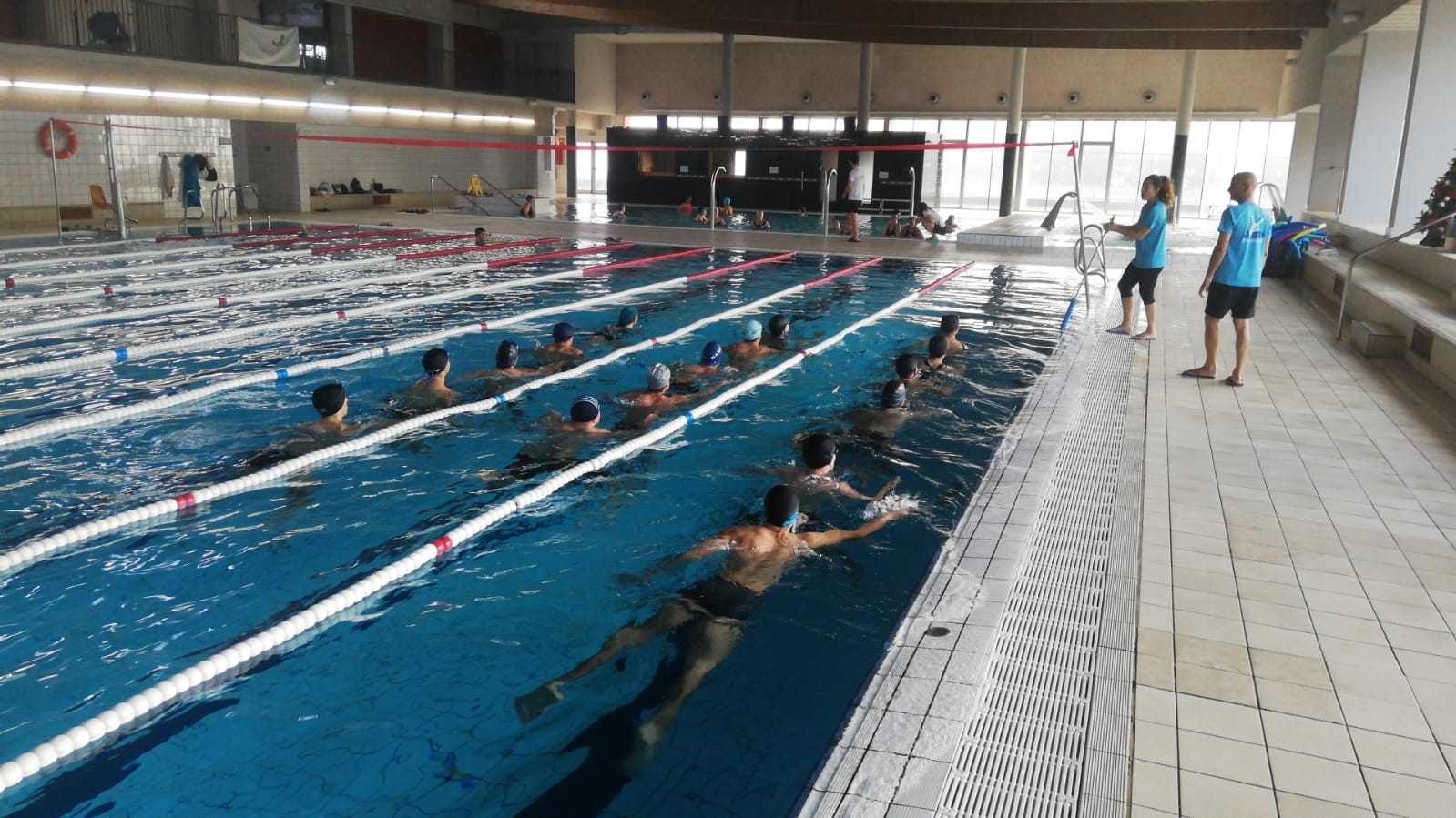 1r GS Aprèn natació sincronitzada