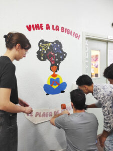 Vinils Cicle Formatiu de Disseny i Edició de Publicacions Impreses i Multimèdia