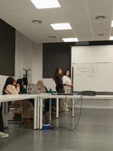 Descobrint Oportunitats Empresarials CFGS Màrqueting i publicitat