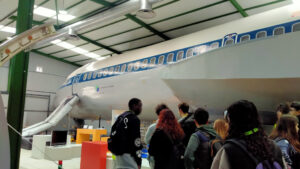 1r batxillerat visita l’aeroport de Sabadell