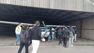 1r batxillerat visita l’aeroport de Sabadell