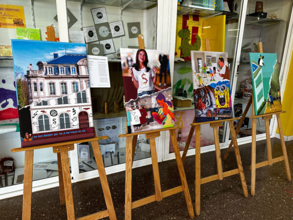 Artístico arte urbano Grupo_4 CFGM Preimpressió digital Arts Gràfiques Agustí Serra