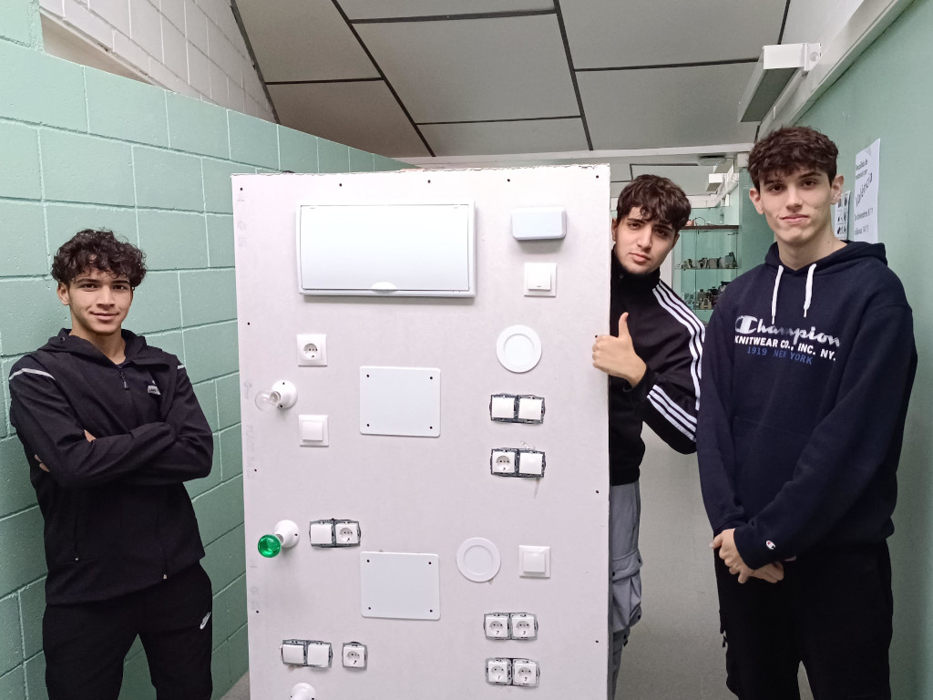 Electricitat Agustí Serra i Fontanet