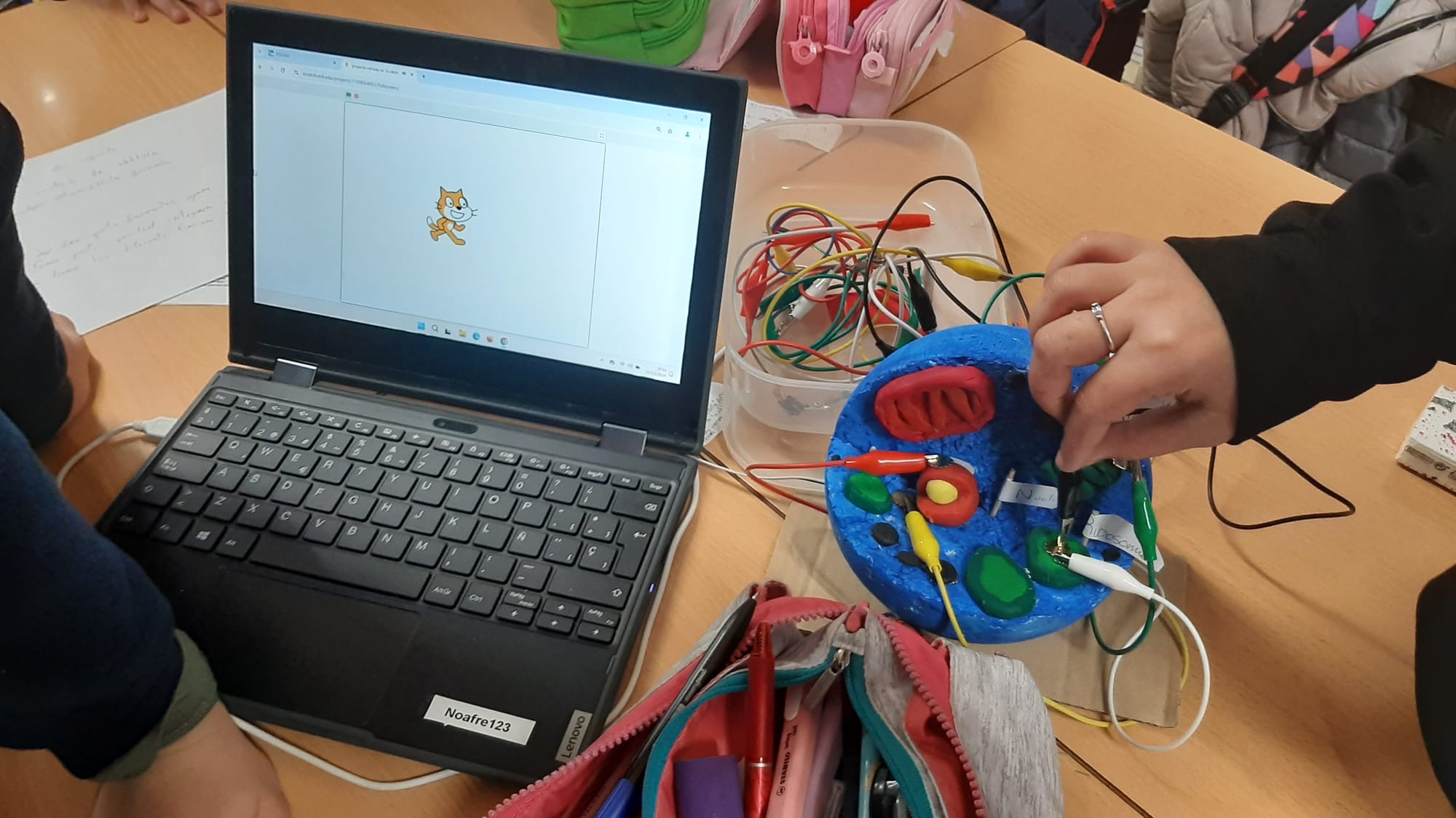 933987a2-468f-4f35-93ee-a363b0720f2f