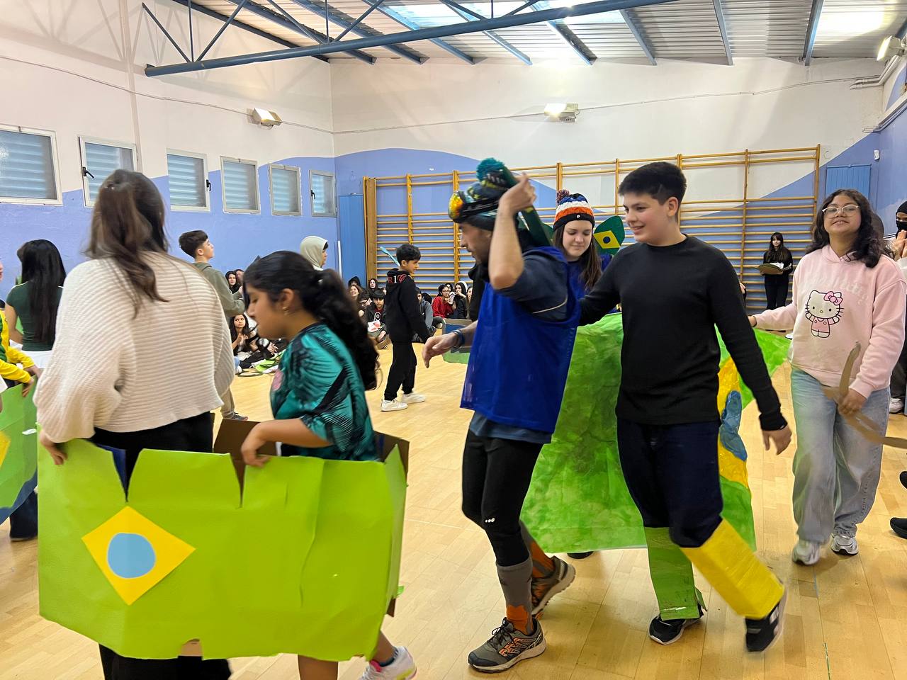 photo_5798708726305852688_y