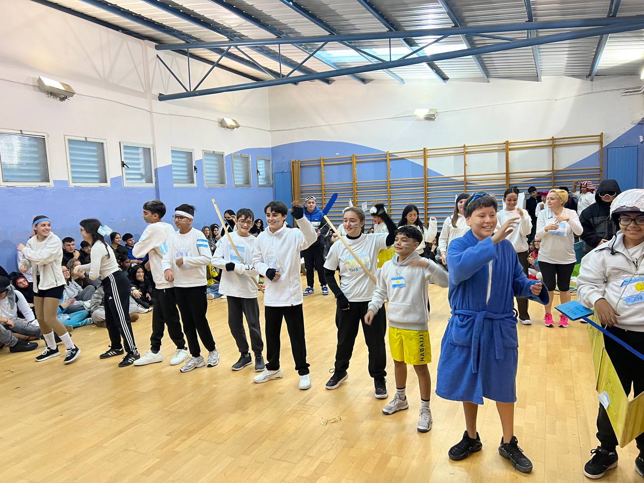 photo_5798708726305852694_y