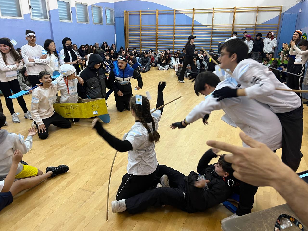 photo_5798708726305852695_y