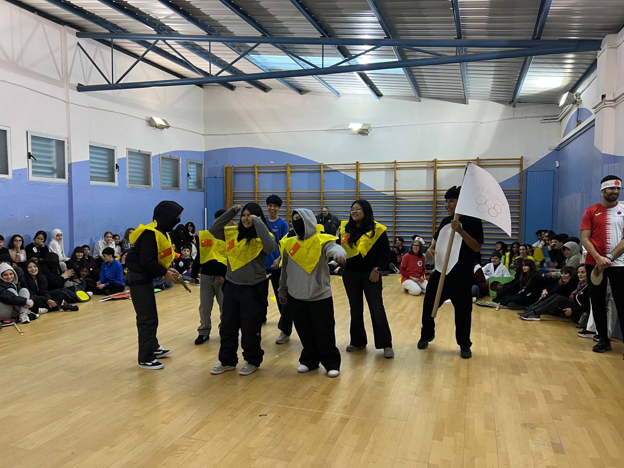 photo_5798708726305852703_y