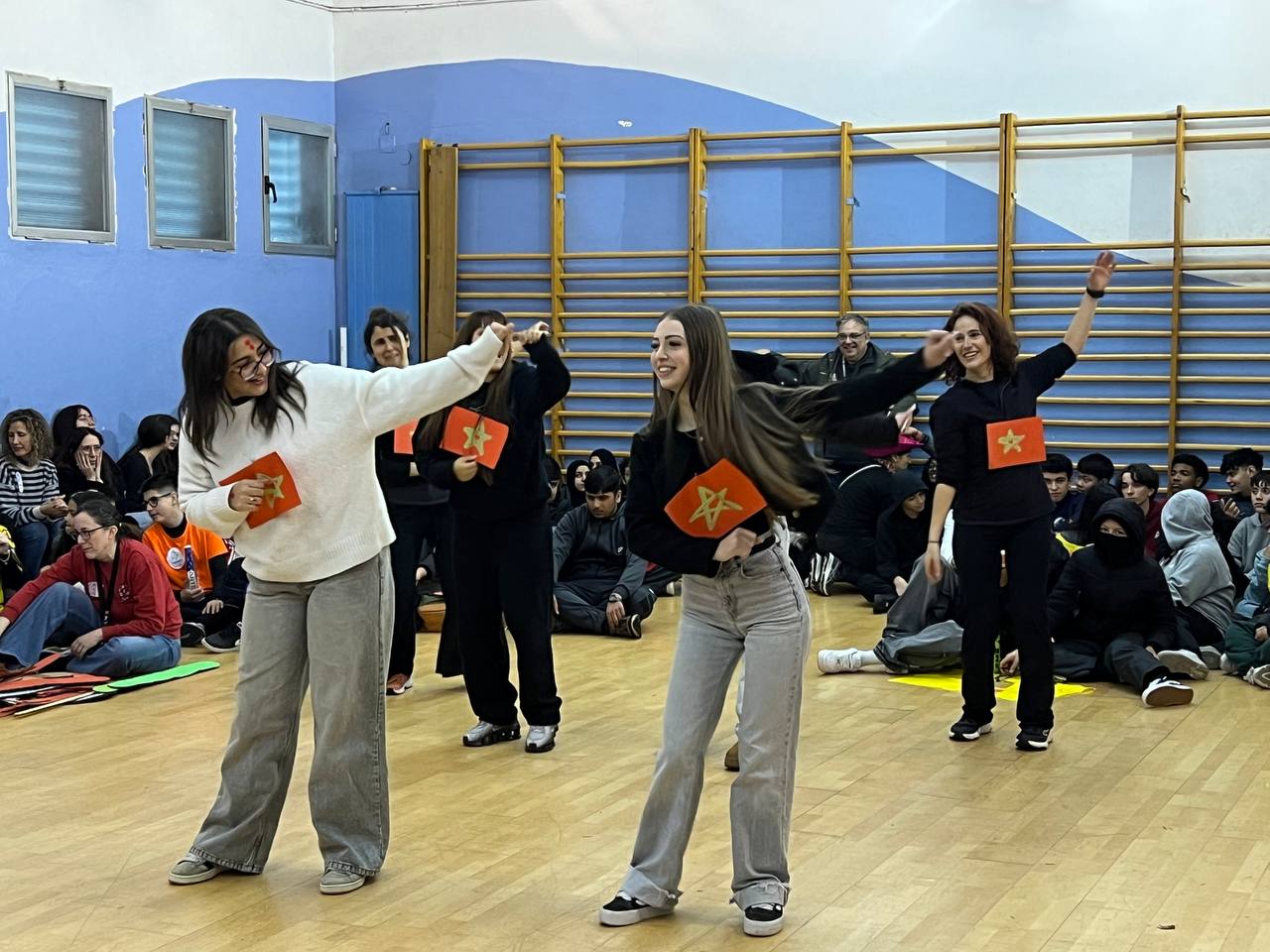 photo_5798708726305852705_y