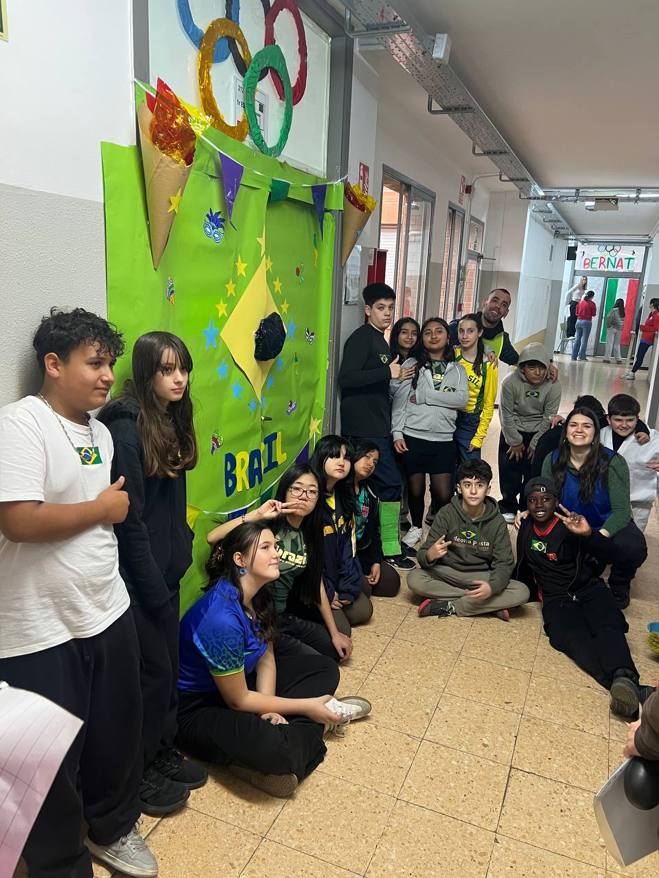 photo_5798708726305852716_y