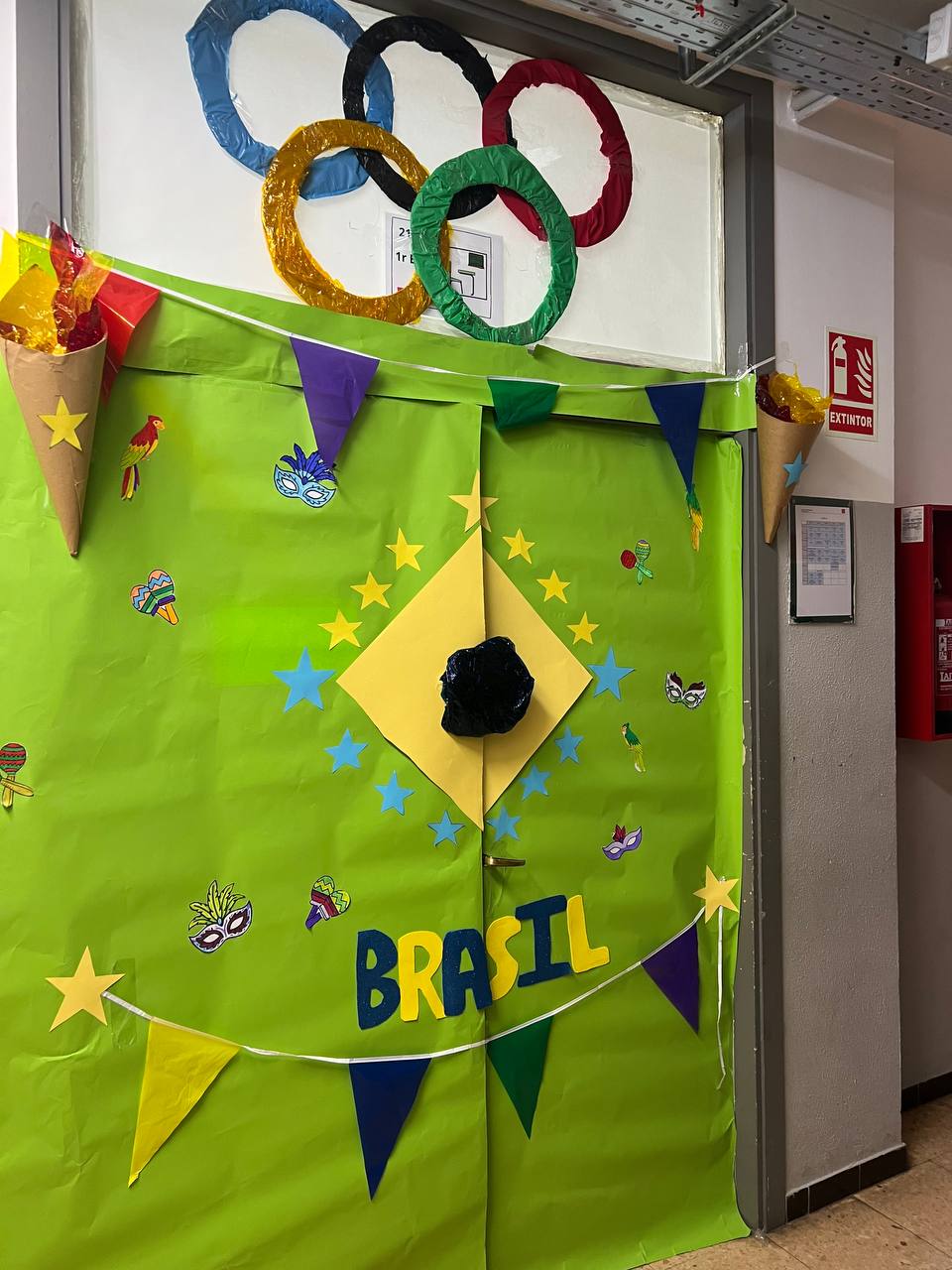 photo_5798708726305852717_y