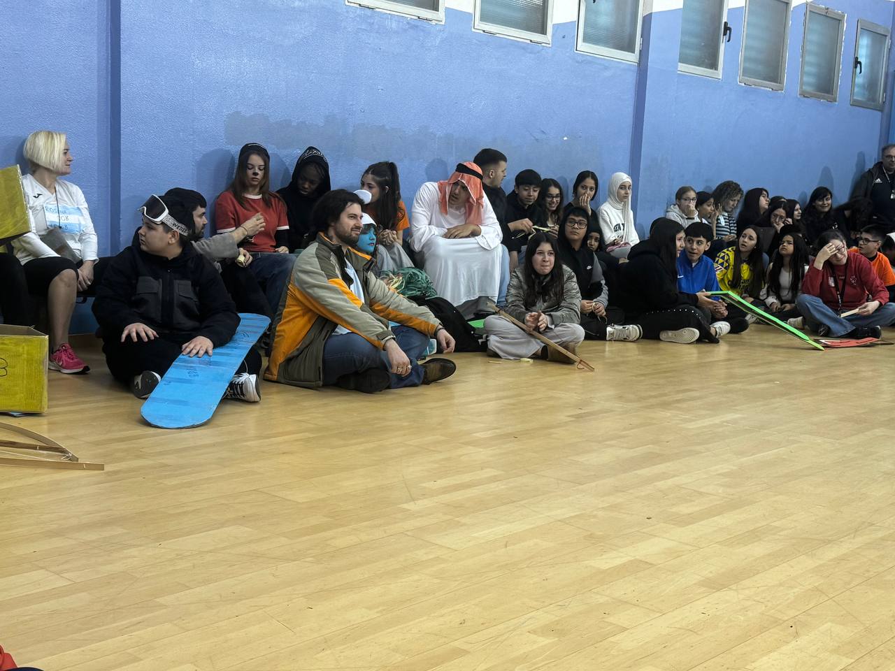 photo_5805436771100200266_y