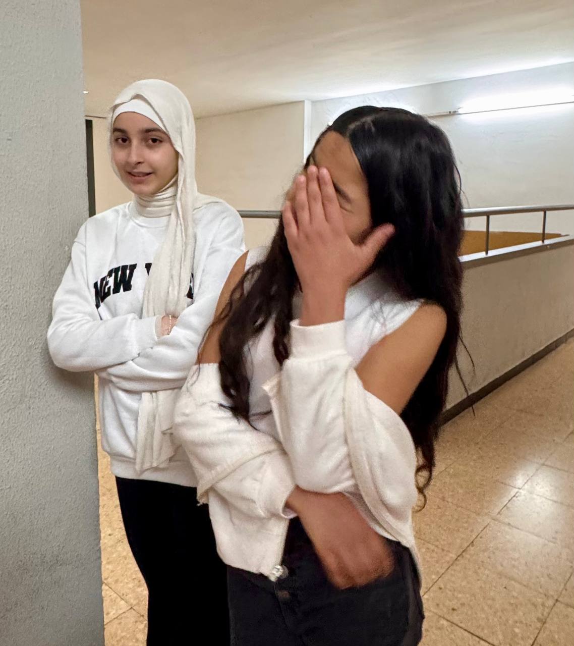 photo_5805436771100200285_y