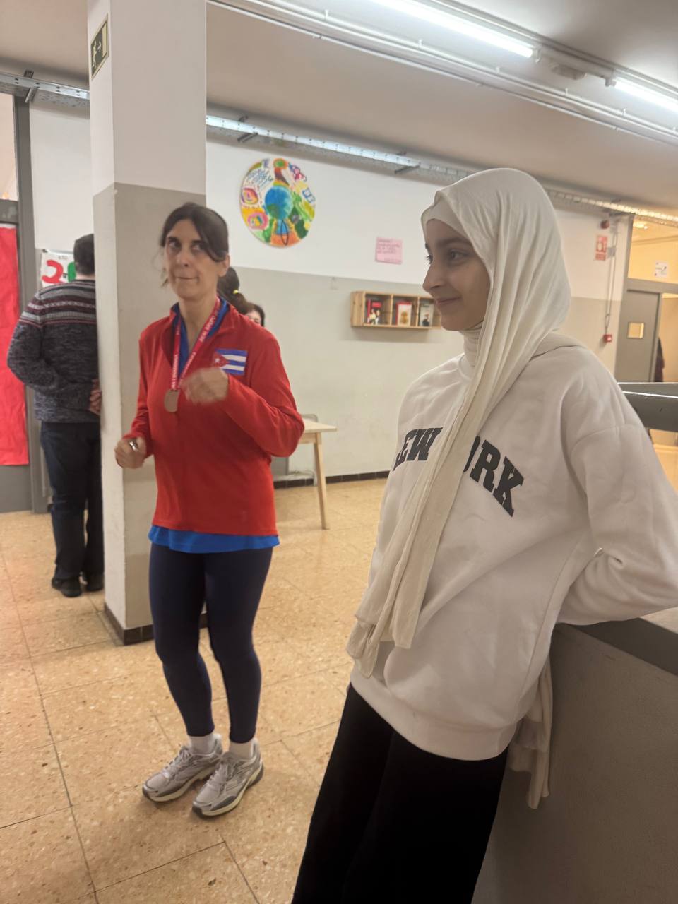 photo_5805436771100200288_y