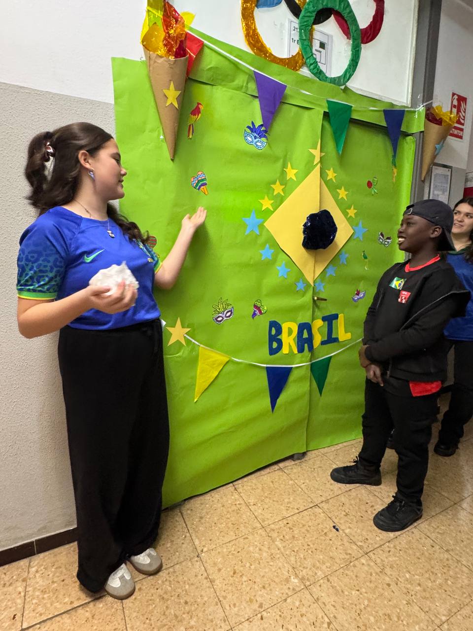 photo_5805436771100200293_y