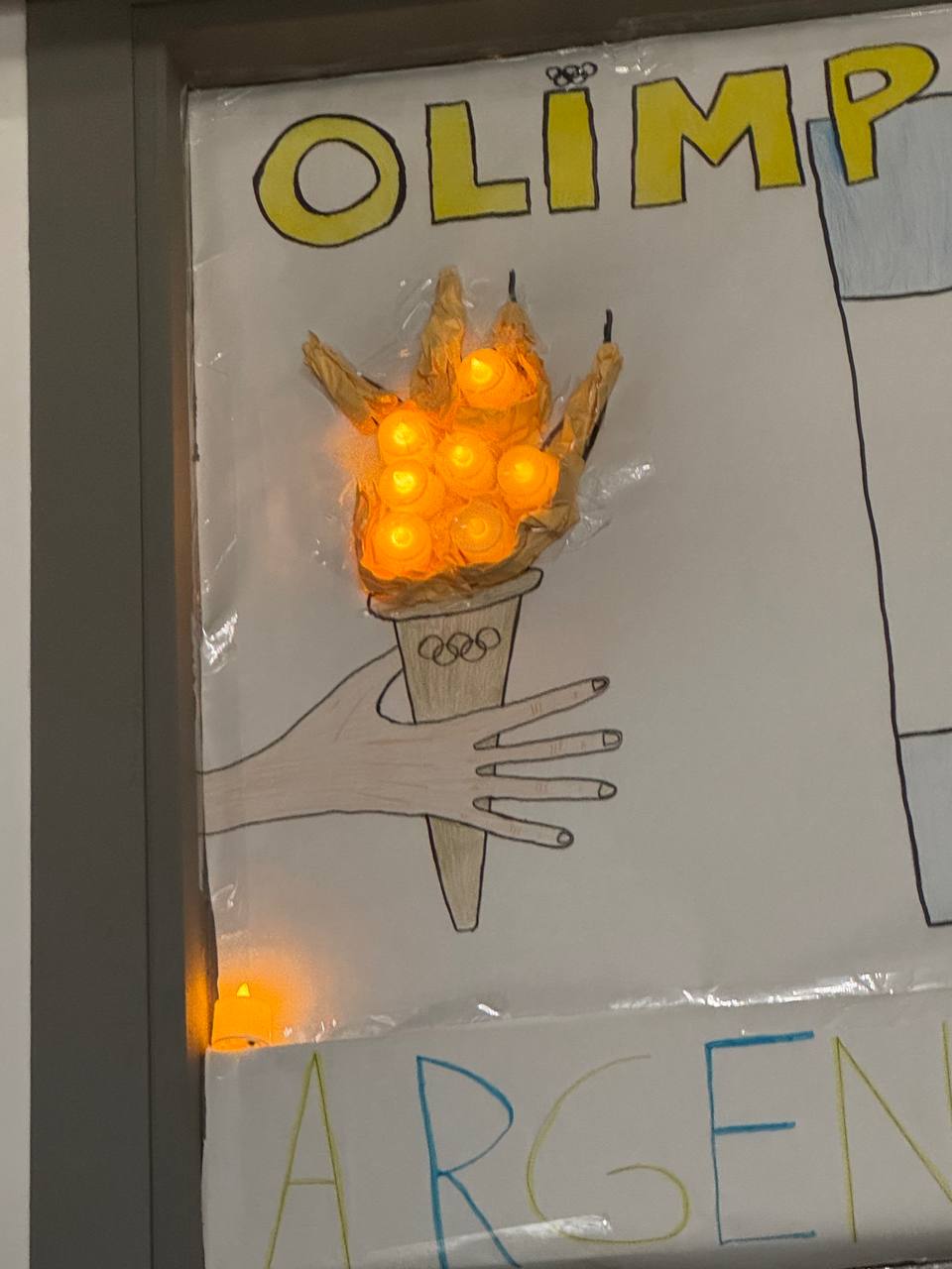 photo_5805436771100200297_y