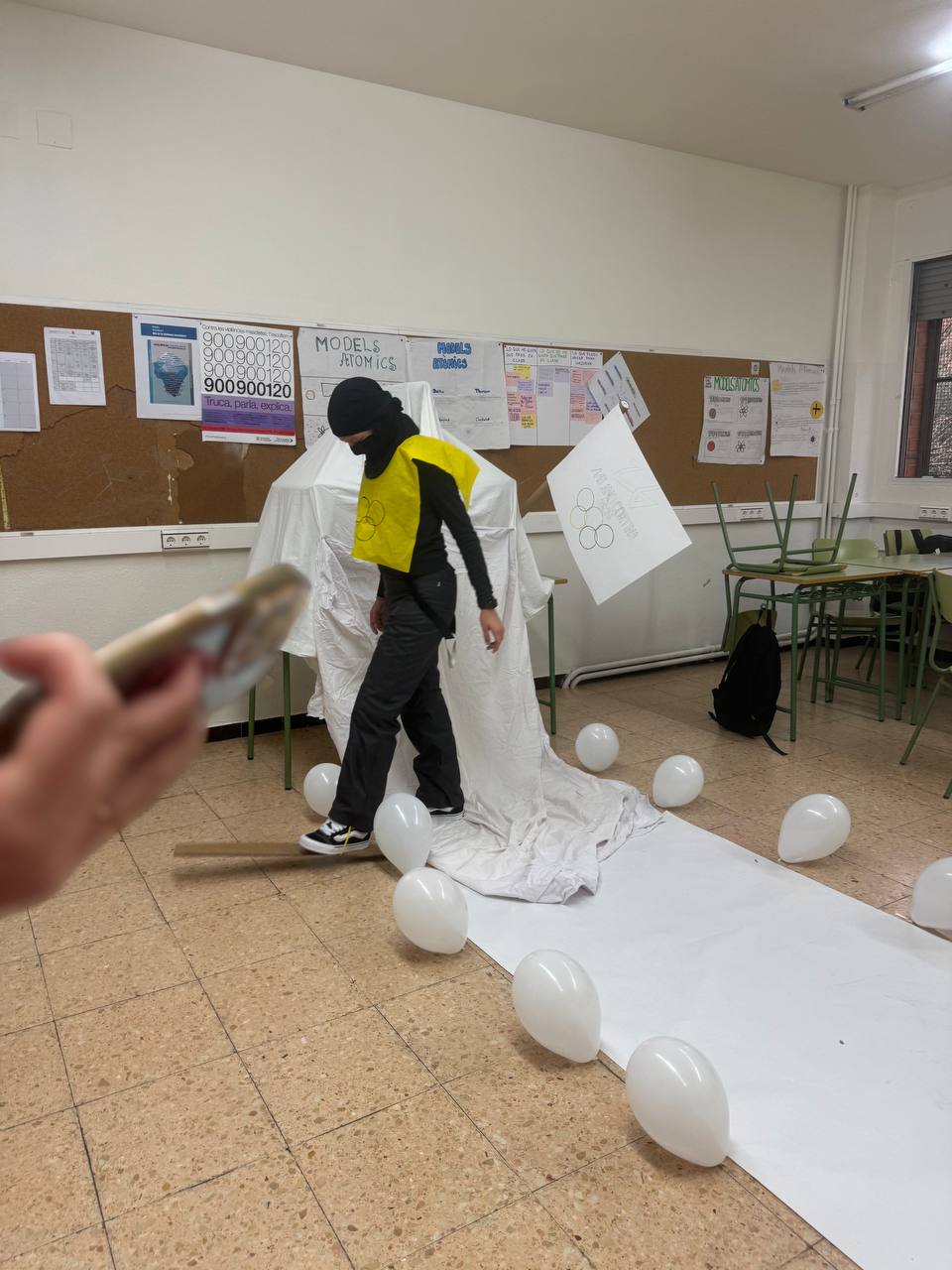 photo_5805436771100200304_y