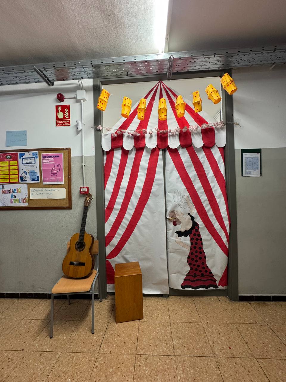 photo_5805436771100200313_y