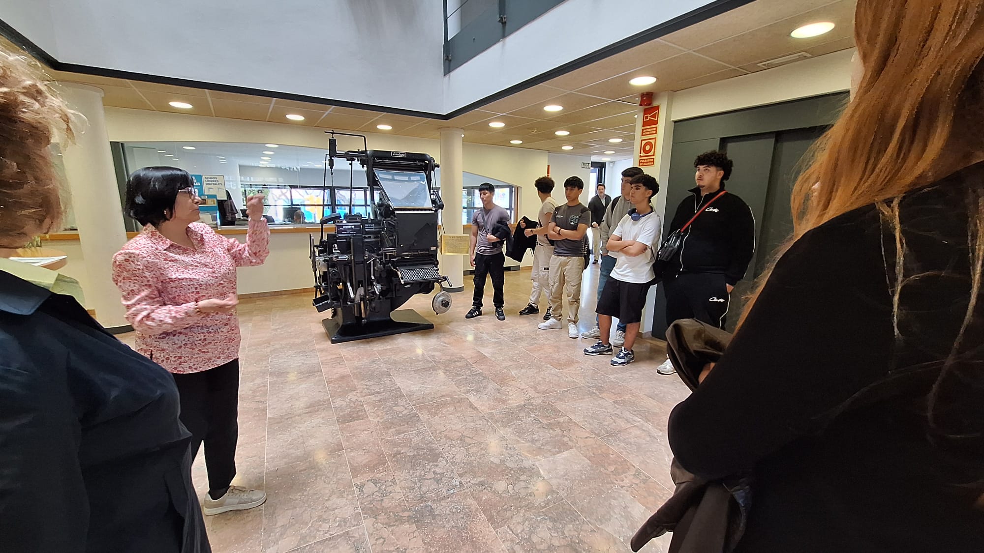 83b2181f-a873-4b4d-bf80-d8ee44a3816a