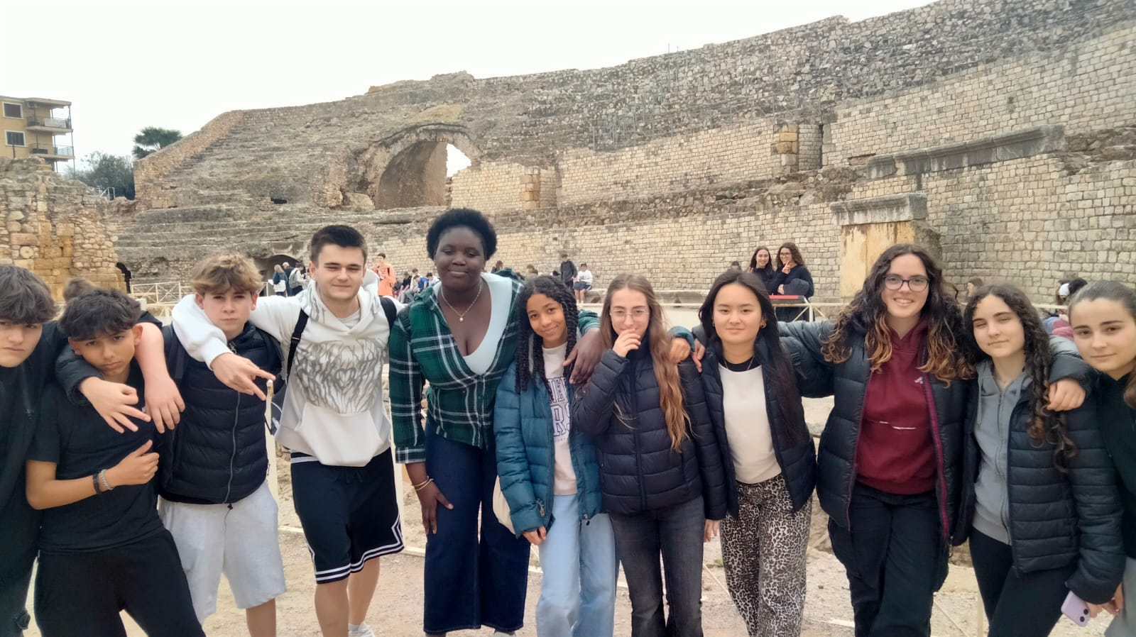 PHOTO-2025-04-05-19-59-40(1)