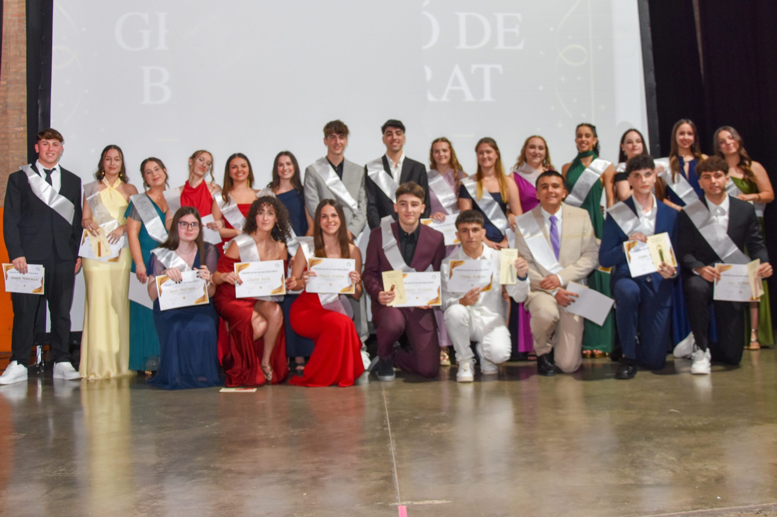 GRADUACIO 2023 2025 00077