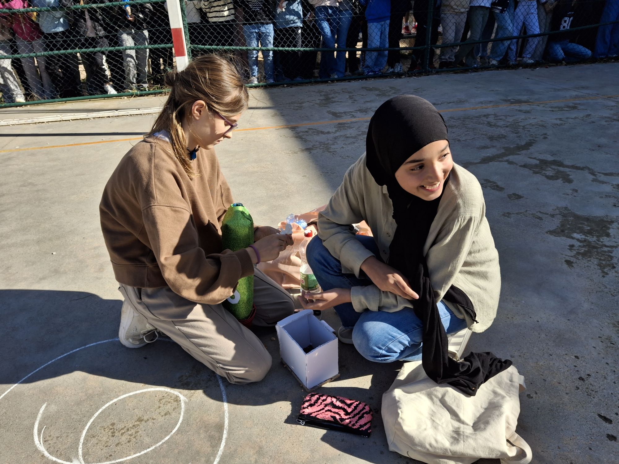 Emma Rueda i Khadija Ait Ben Sala