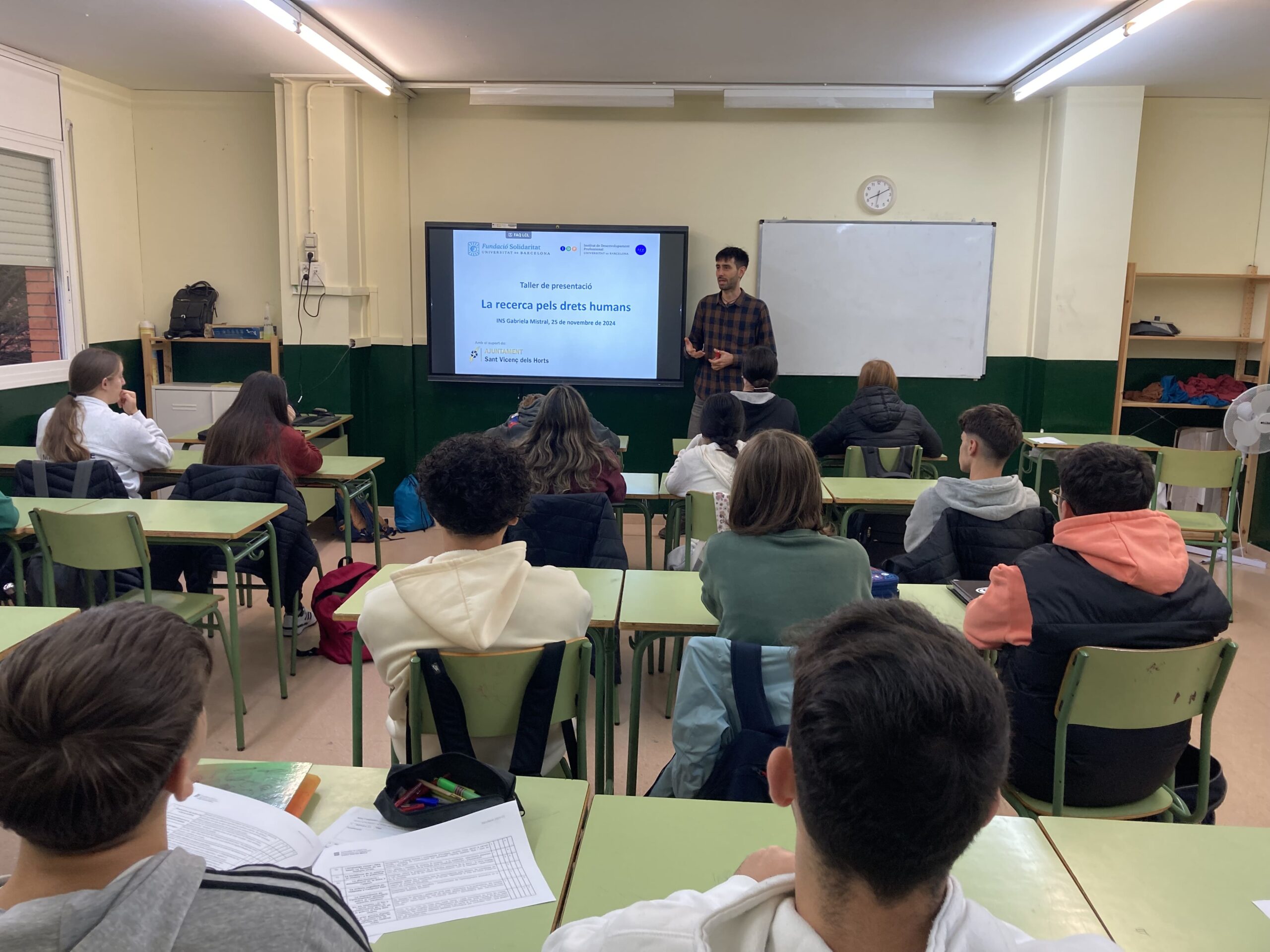 20241125 INS Gabriela Mistral taller intro 1r A (3)