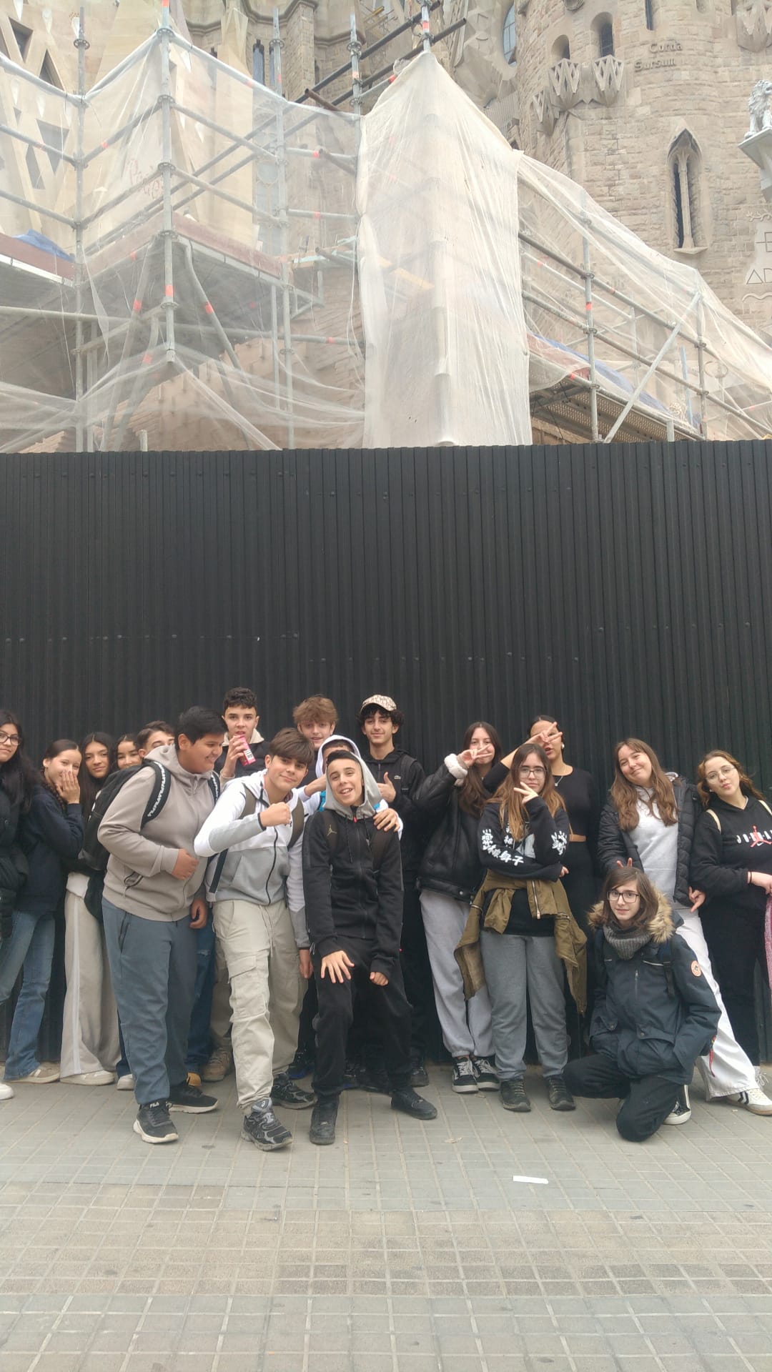 WhatsApp Image 2025-12-17 at 18.37.59 (4)