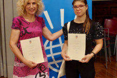 20220602_185154.jpg-nggid0521768-ngg0dyn-240x160x100-00f0w010c011r110f110r010t010