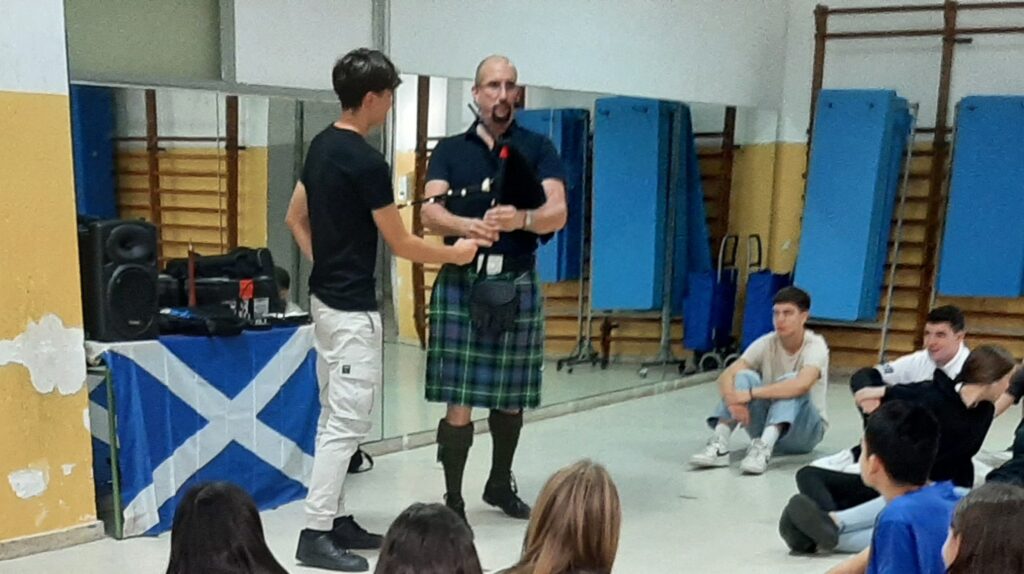 Scottish Dancing in B1 2023
