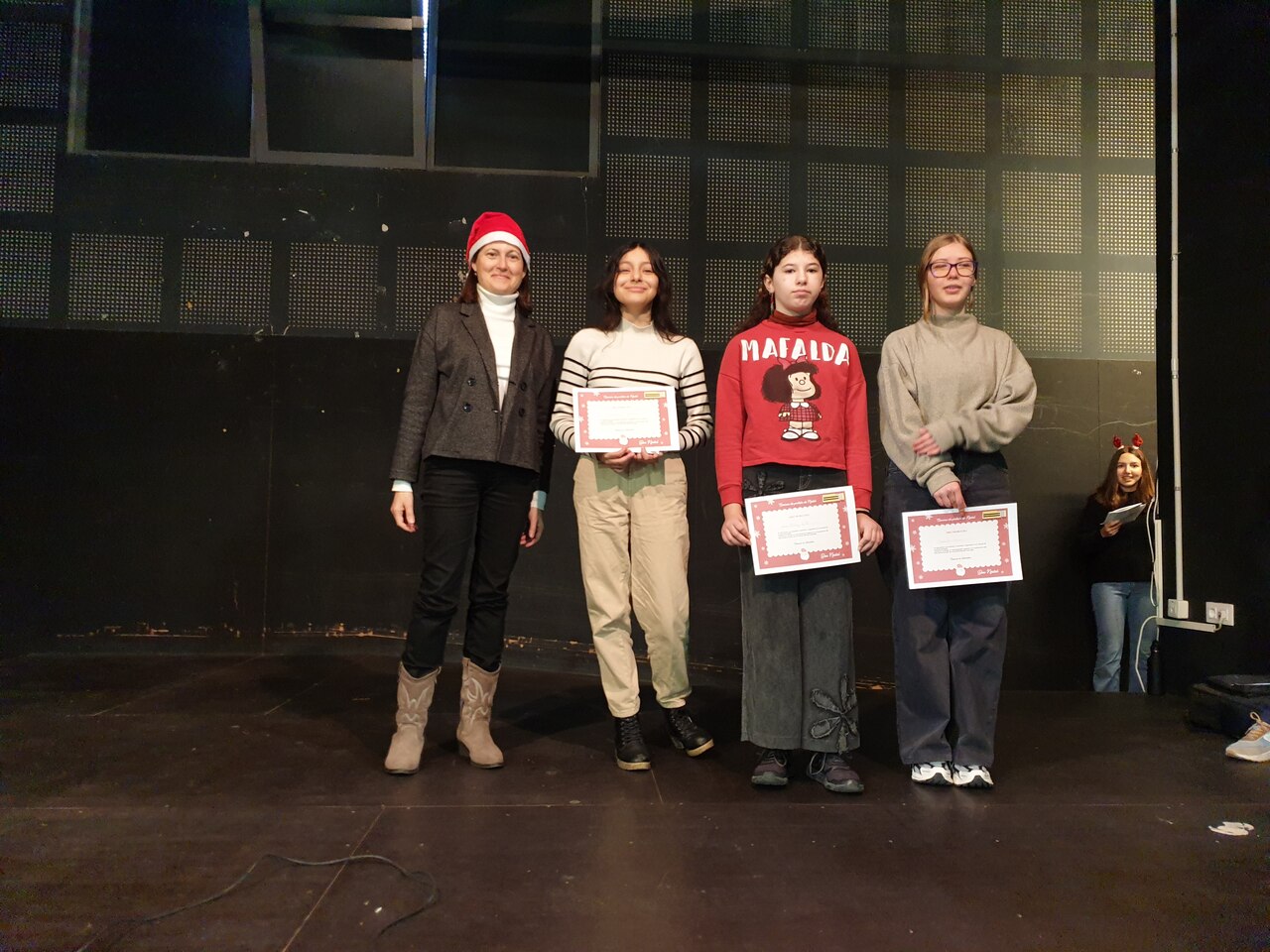 20241220_095042 (1)_Easy-Resize.com