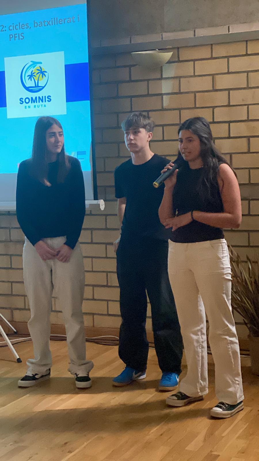 WhatsApp Image 2026-04-18 at 19.00.21 (4)