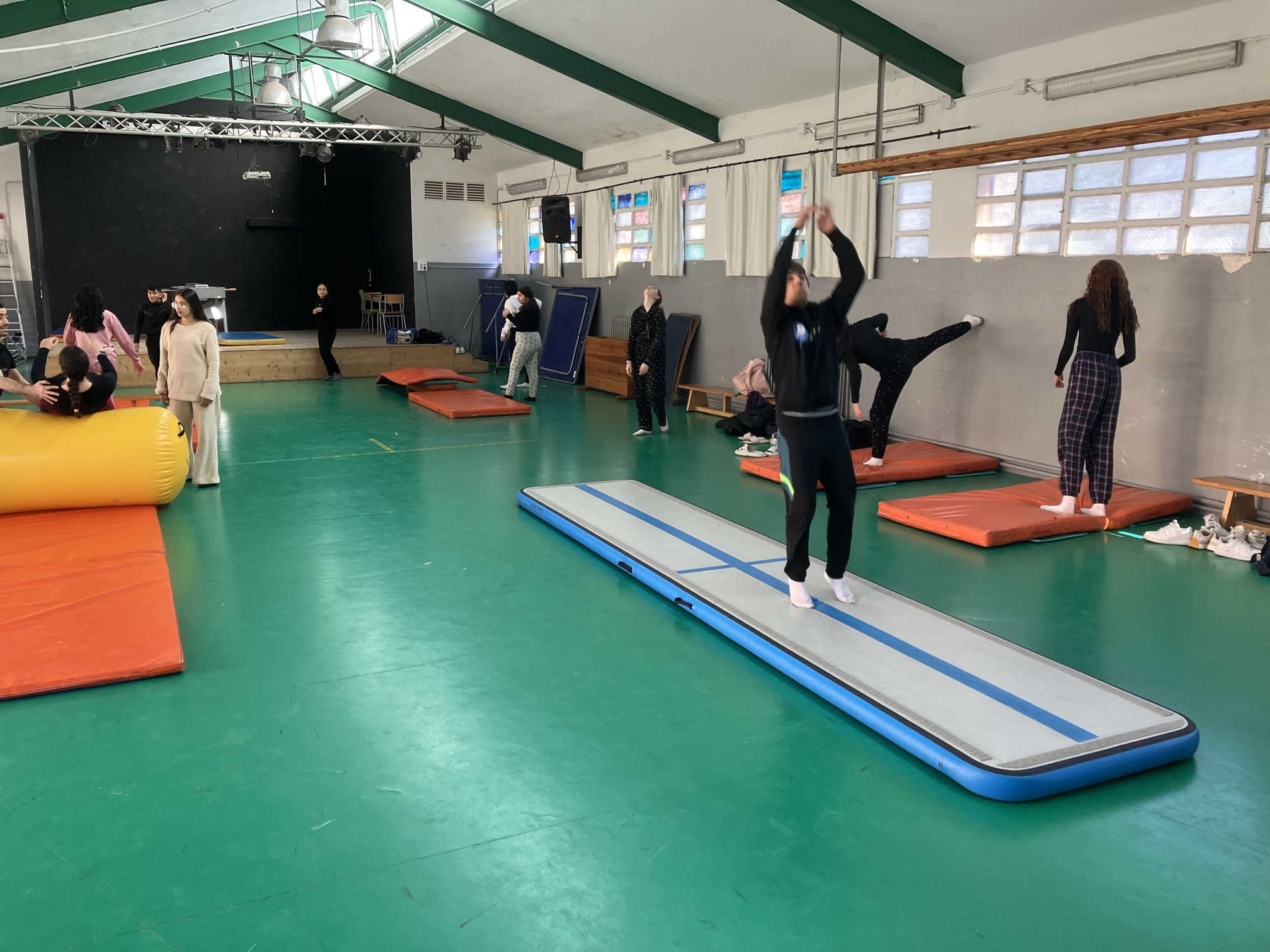 52D97308-472D-4ADF-9095-B17A35CFC6DE