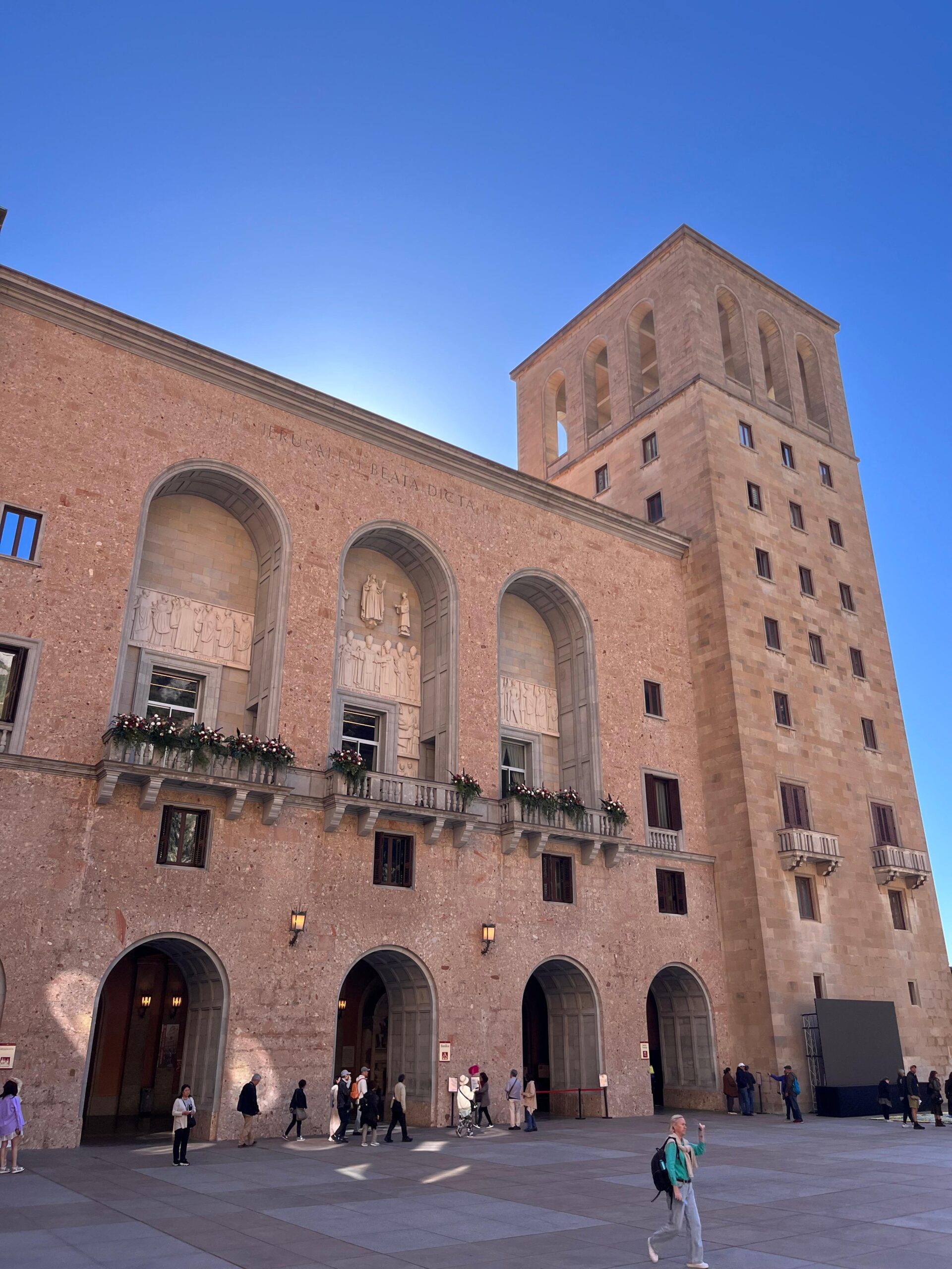 WhatsApp Image 2025-04-29 at 19.40.07