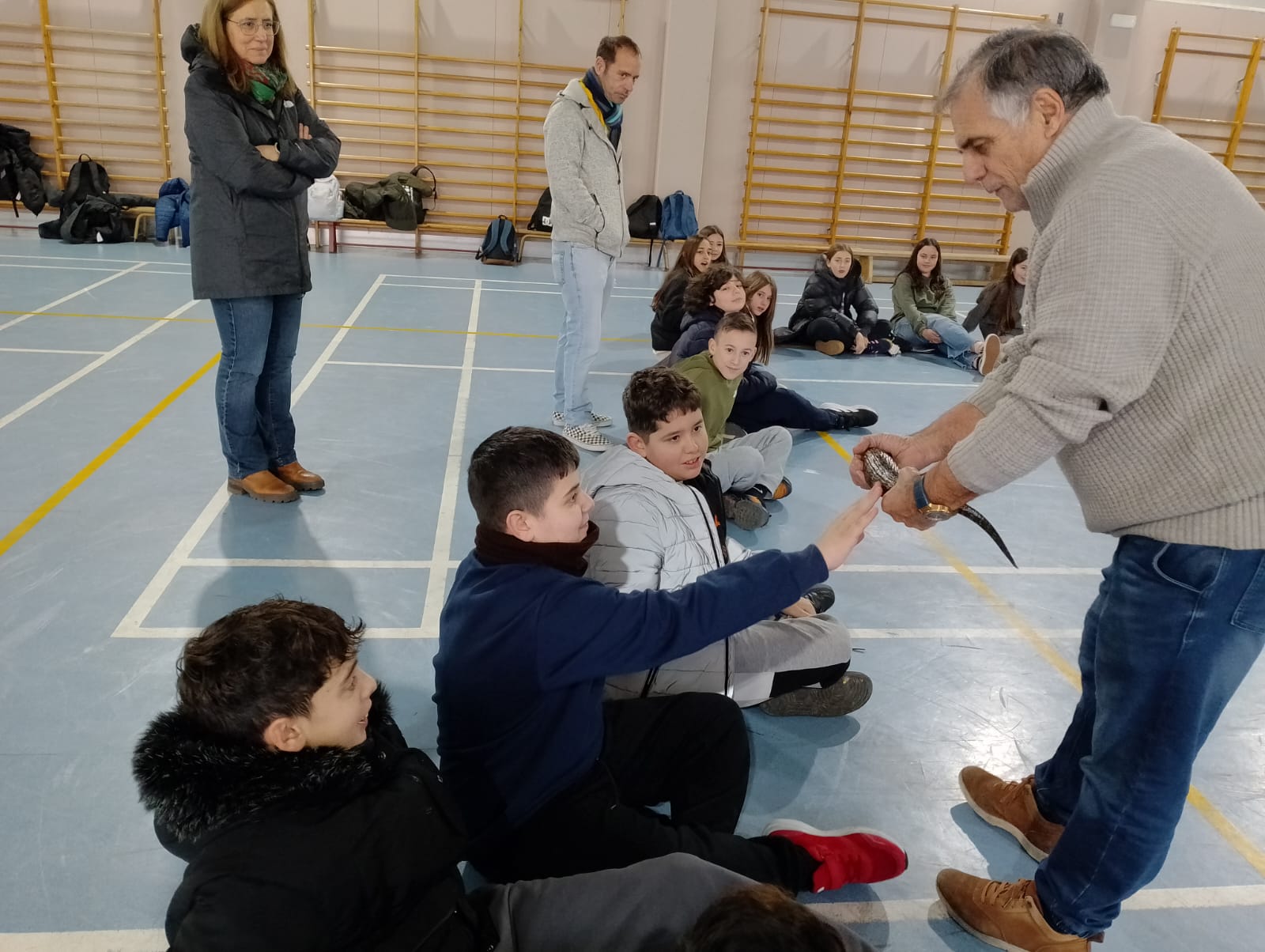 b9213a05-b34d-4a09-9802-8e4055d20edb