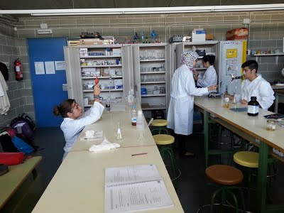 Espais - laboratori química