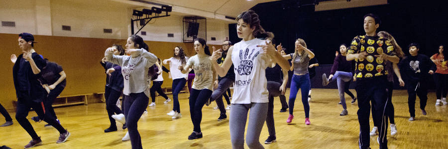 Gimnàs i sala polivalent de l'Institut Poeta Maragall