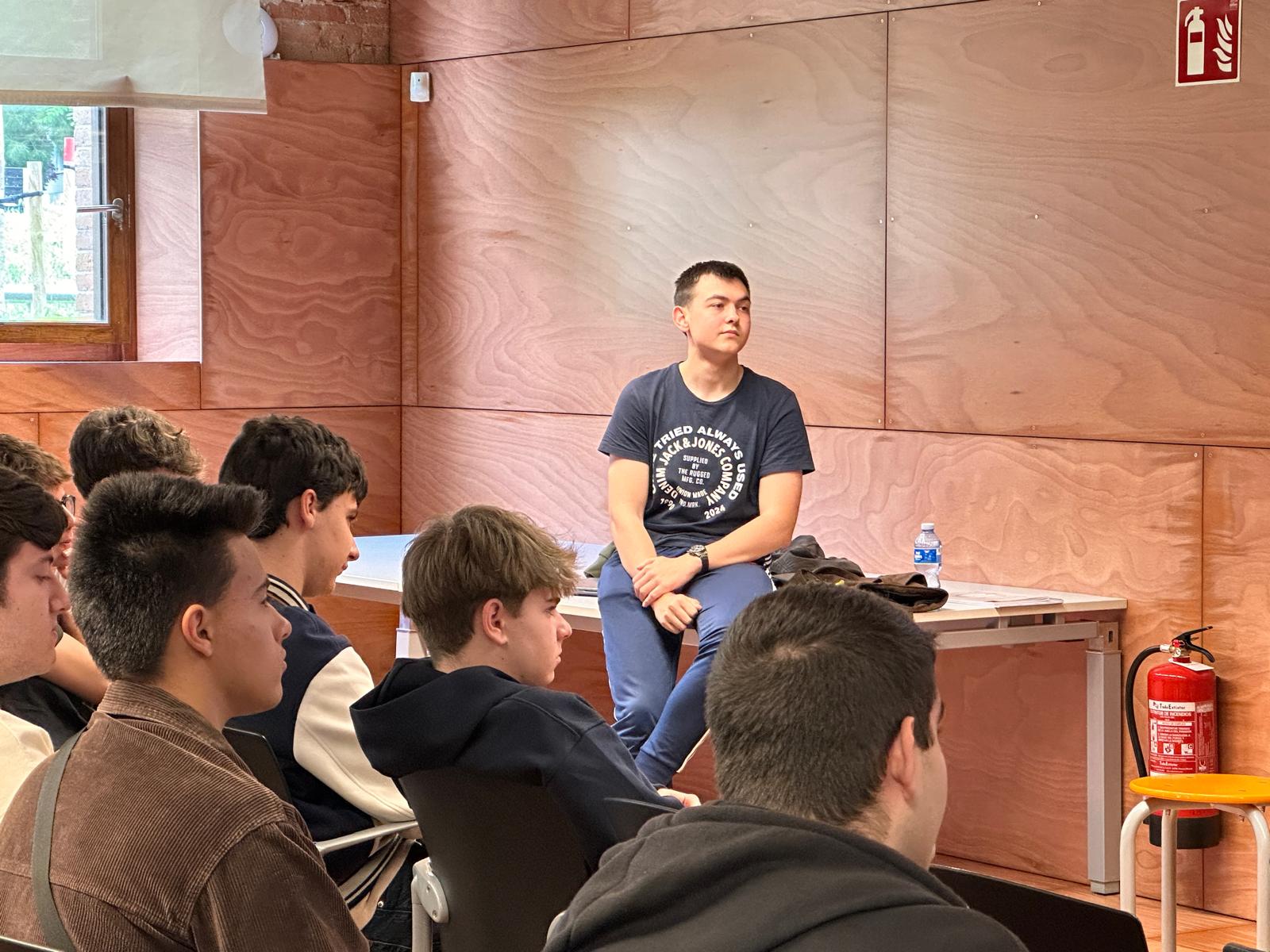 WhatsApp Image 2025-04-25 at 09.49.41