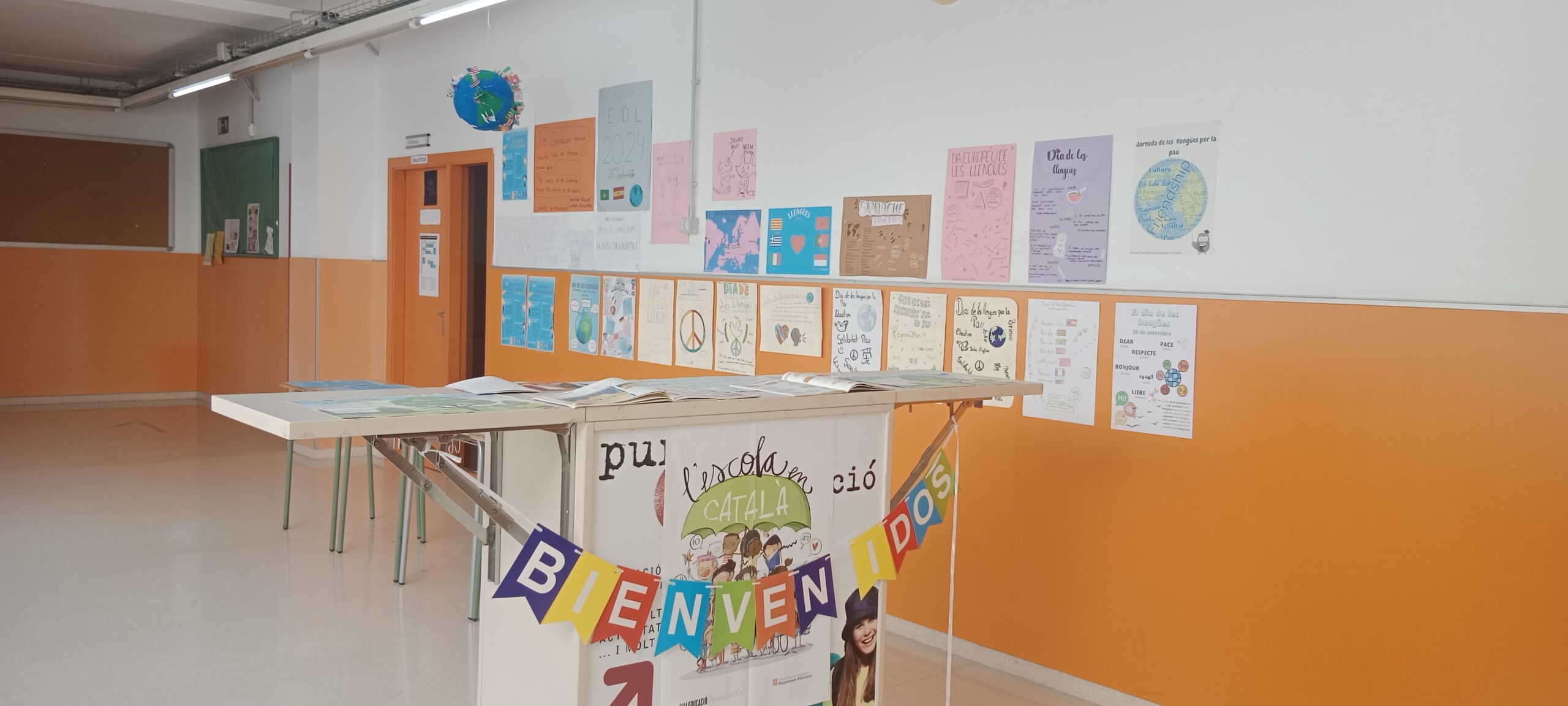 Còpia de Welcome to the New School Library_Happy EDL 2024