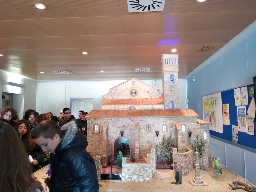 IMG_20200109_121732678_BURST000_COVER_TOP