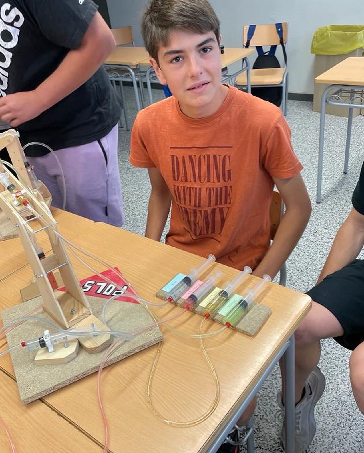 A9FE3F12-4B53-43EF-954B-E0E582631D16