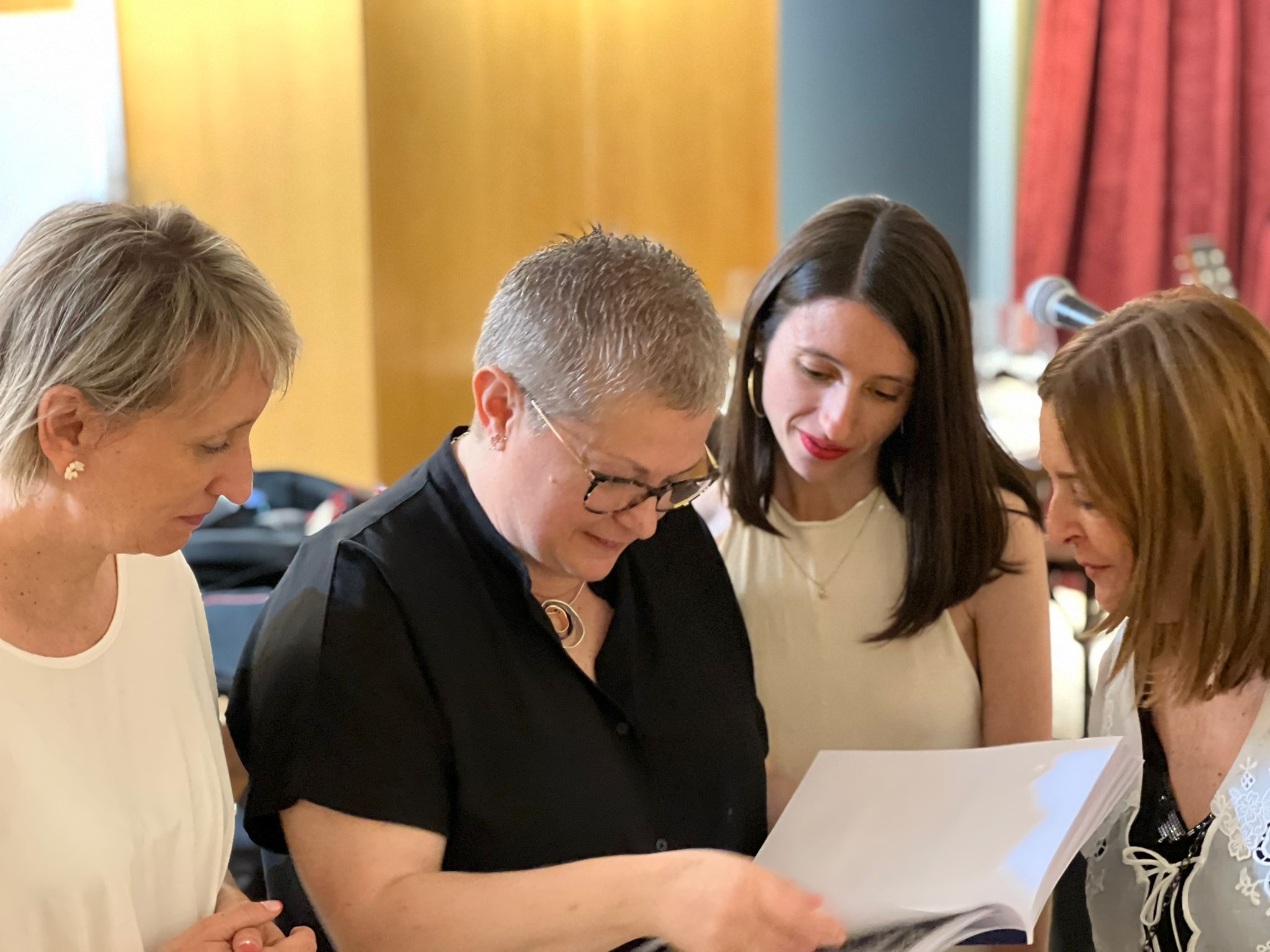 2f9fb166-e63a-4daa-9b22-becf67e50fd4