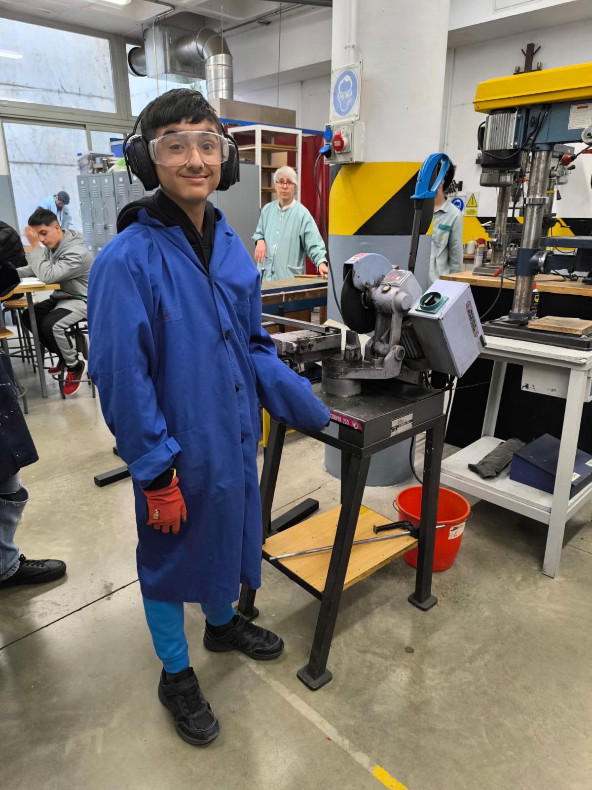 28eb0682-fcf6-4ea0-a802-91af12c26fad