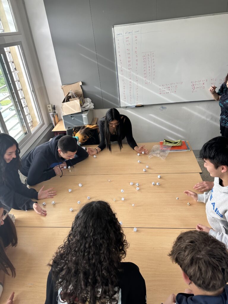 Déu no juga als daus